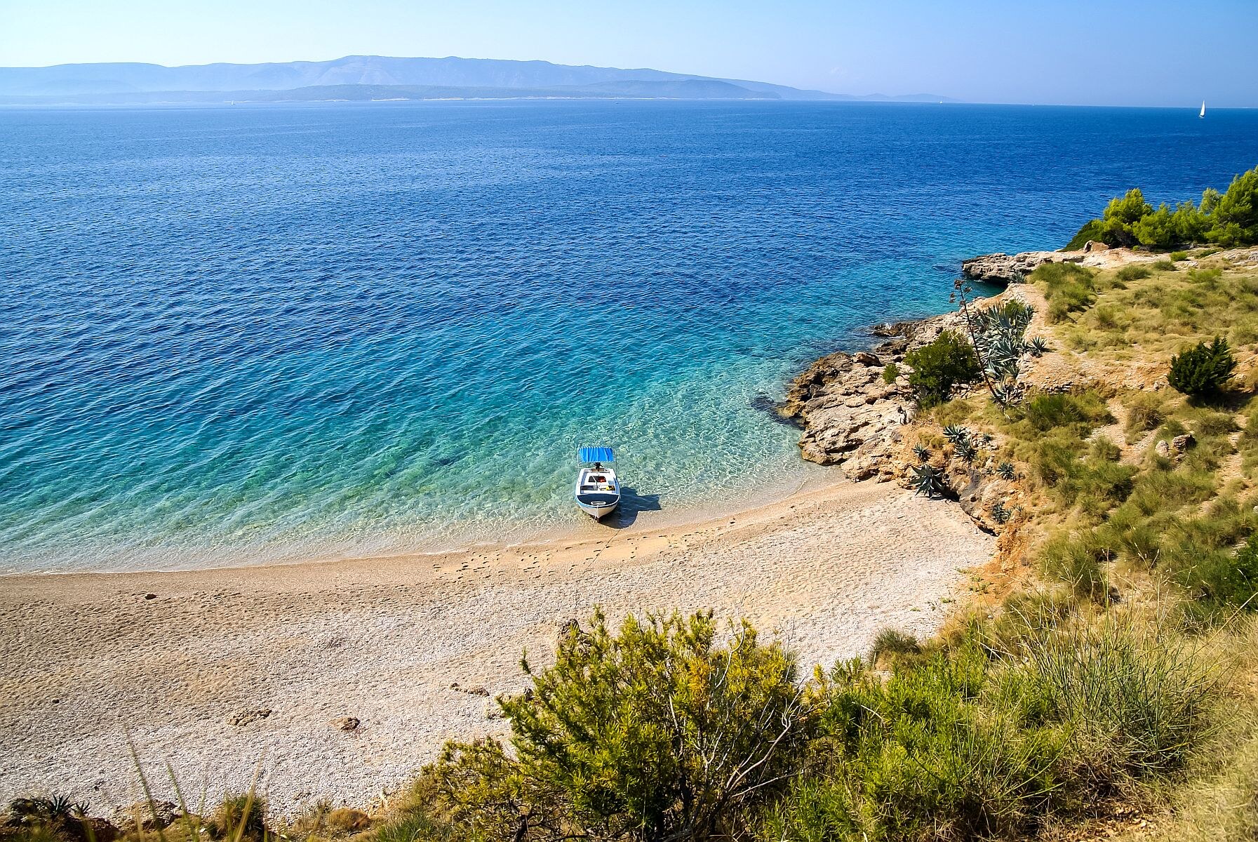 Bol Spiaggia Nudista A Bol Isola Di Brac